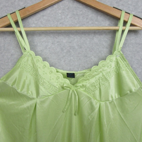 Two Piece Chamise and Robe / Night Gown Set Green - Picture 5 of 6